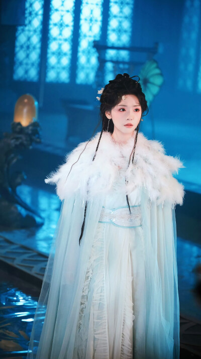 王云云