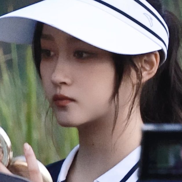 有人和我耀眼吗。。