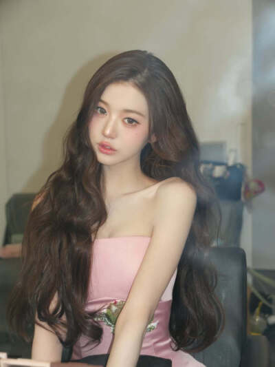 张元英 wonyoung