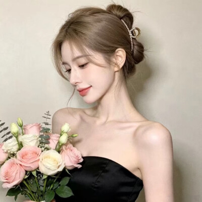记忆的梗上，谁不有两三朵娉婷，披着情绪的花