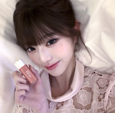 张元英