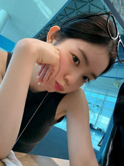 裴珠泫 irene