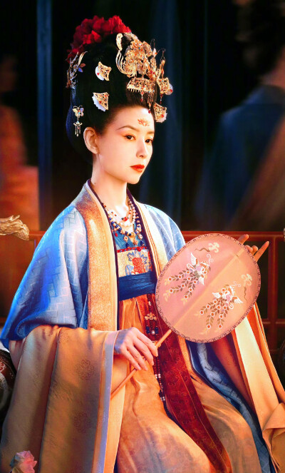 董洁