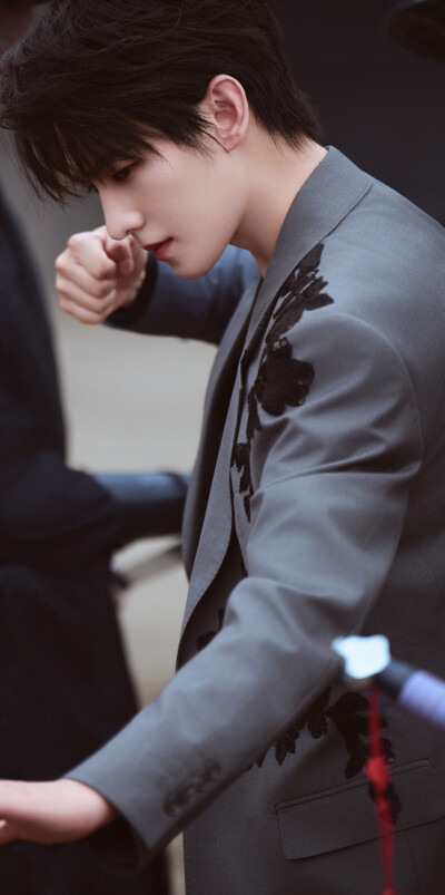 杨洋
