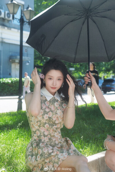 姜贞羽