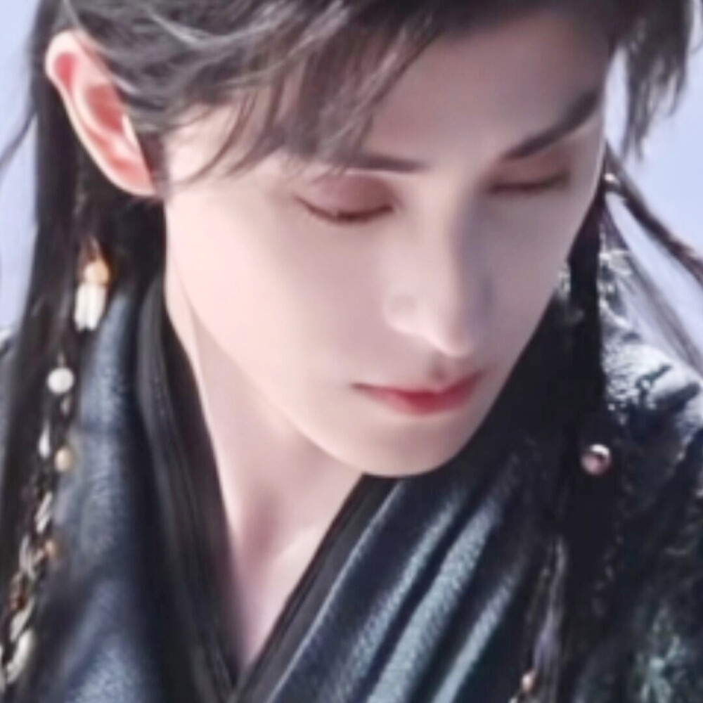 其实看着这个妆造我想燕迟了