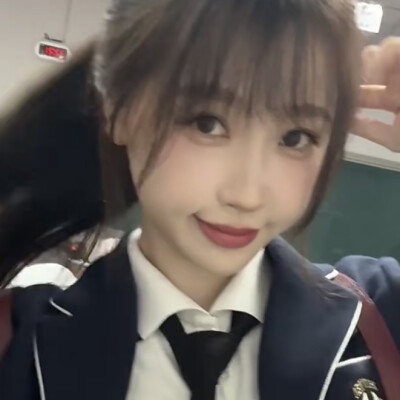 虞书欣