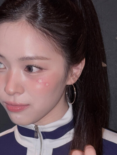 申留真INS更新