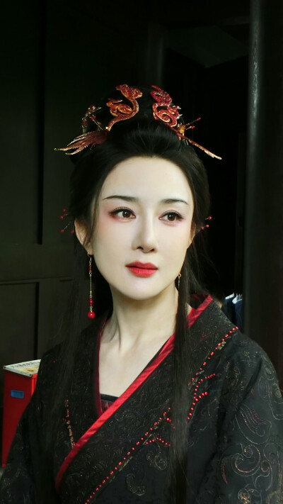 李依晓