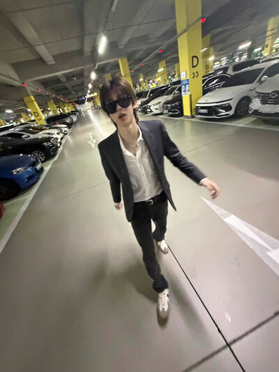 金主训
