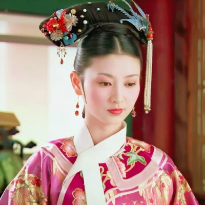 斓曦