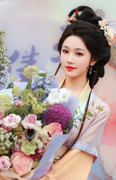 岳雨婷