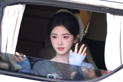 鞠婧祎