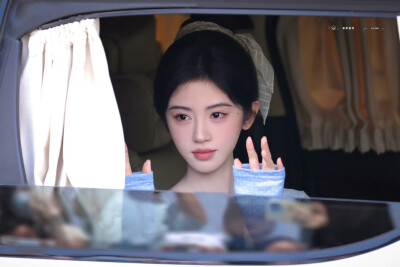 鞠婧祎