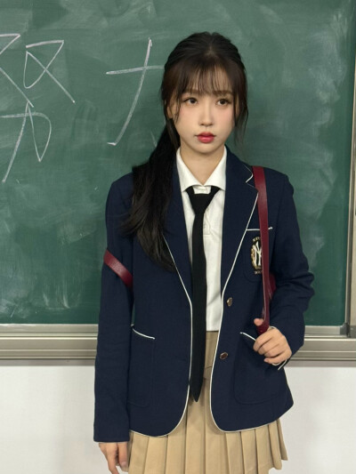 虞书欣