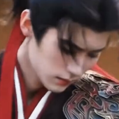 嗯