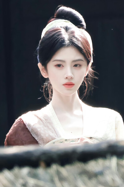 鞠婧祎