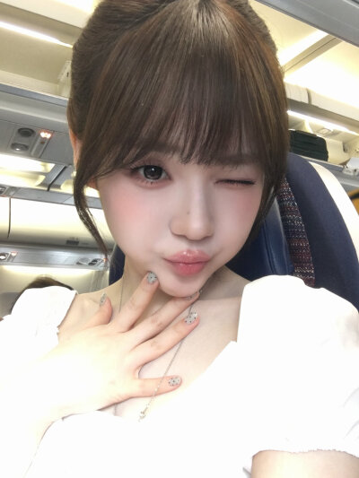 尹舒妍