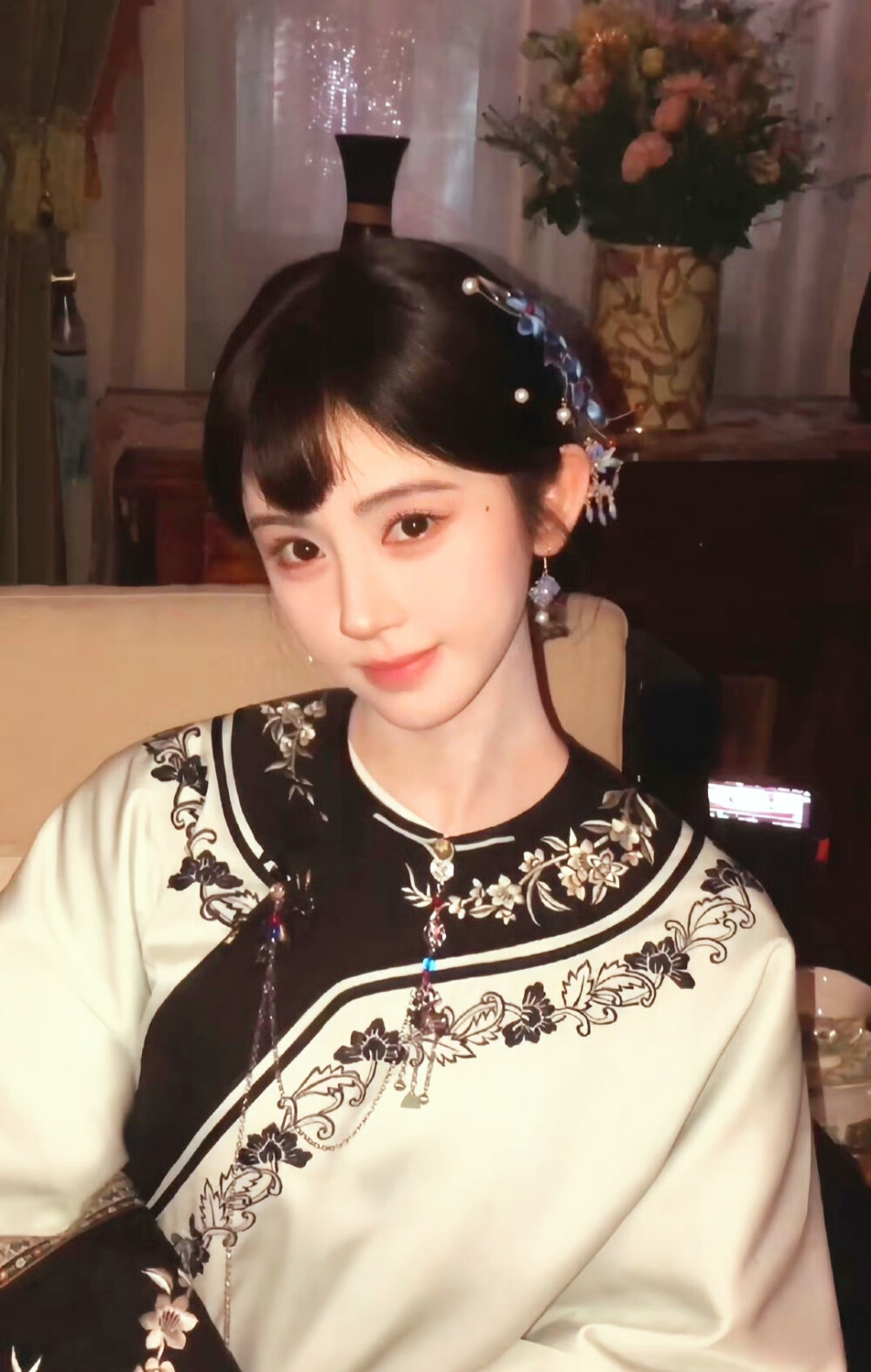 鞠婧祎
