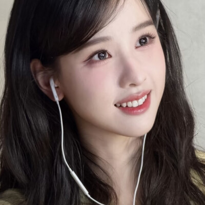 陈都灵