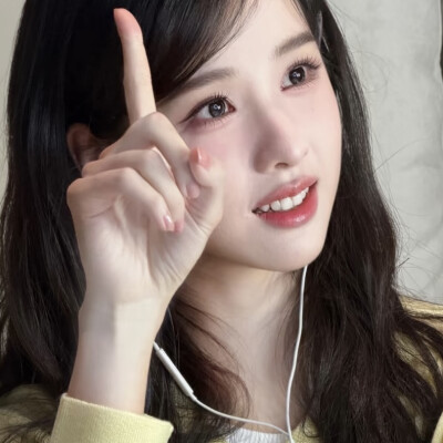 陈都灵