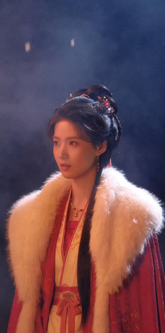 卢昱晓《何不同舟渡》南衣
