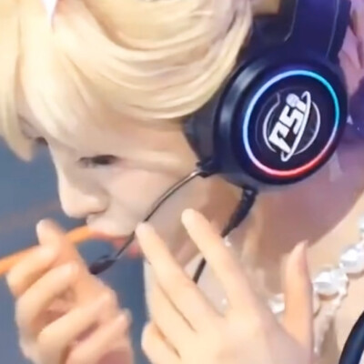 田曦薇