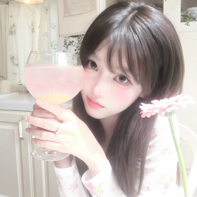女头
二传头像注明出处