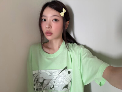 ILLIT moka境萌花