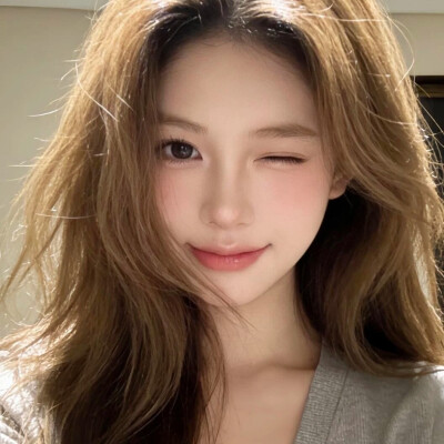 ，
