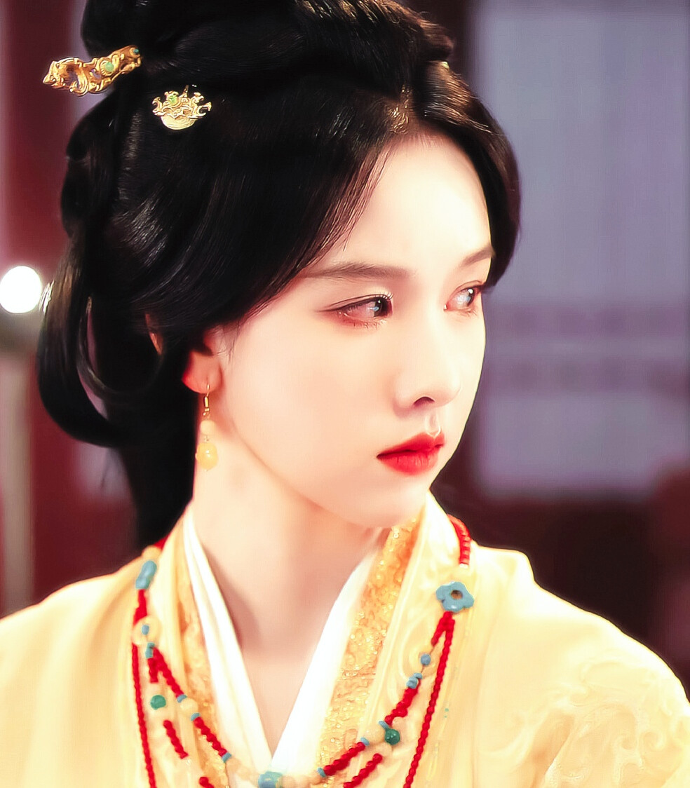陈都灵