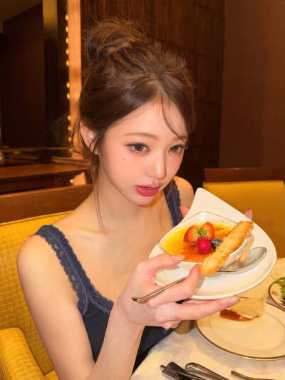 张元英 wonyoung