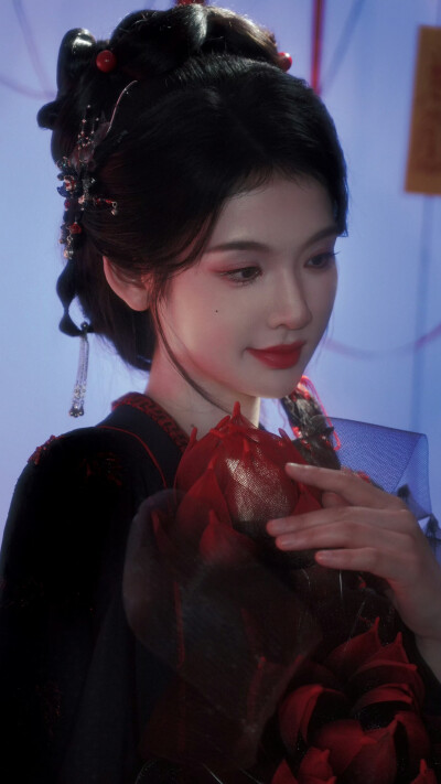 张淼怡
