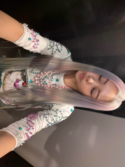 MEOVV