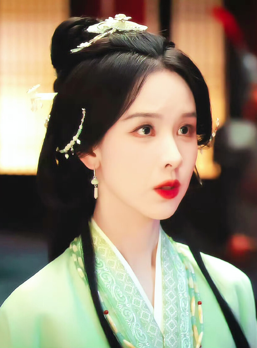 陈都灵