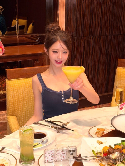张元英 wonyoung