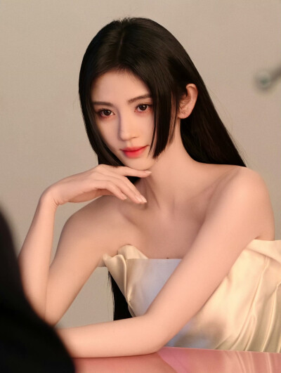 鞠婧祎