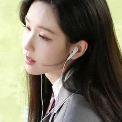 陈都灵