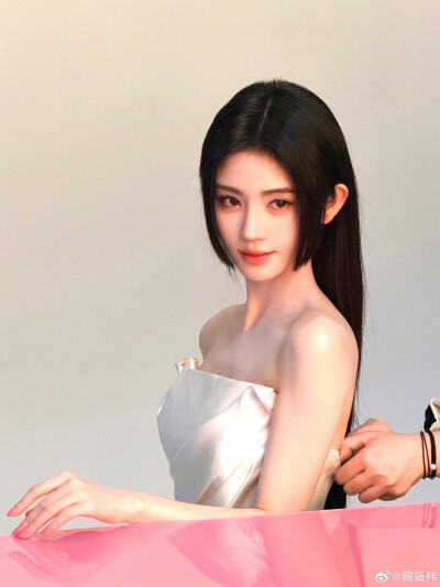 鞠婧祎
