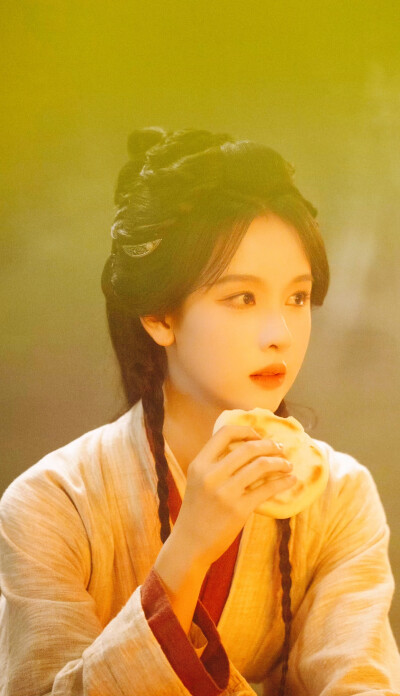 陈都灵