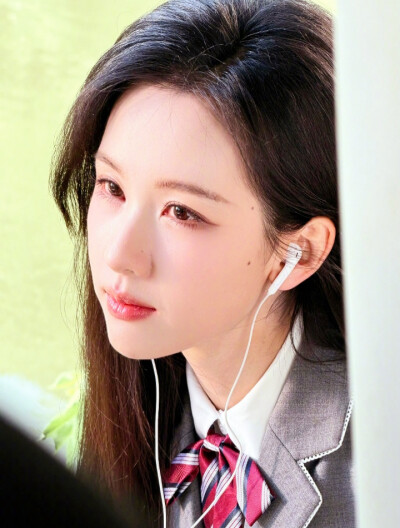 陈都灵