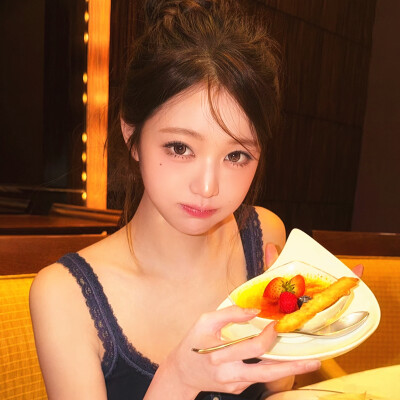 张元英