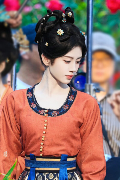 鞠婧祎