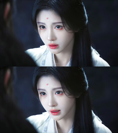 鞠婧祎｜露芜衣