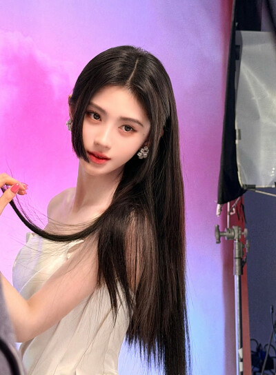鞠婧祎