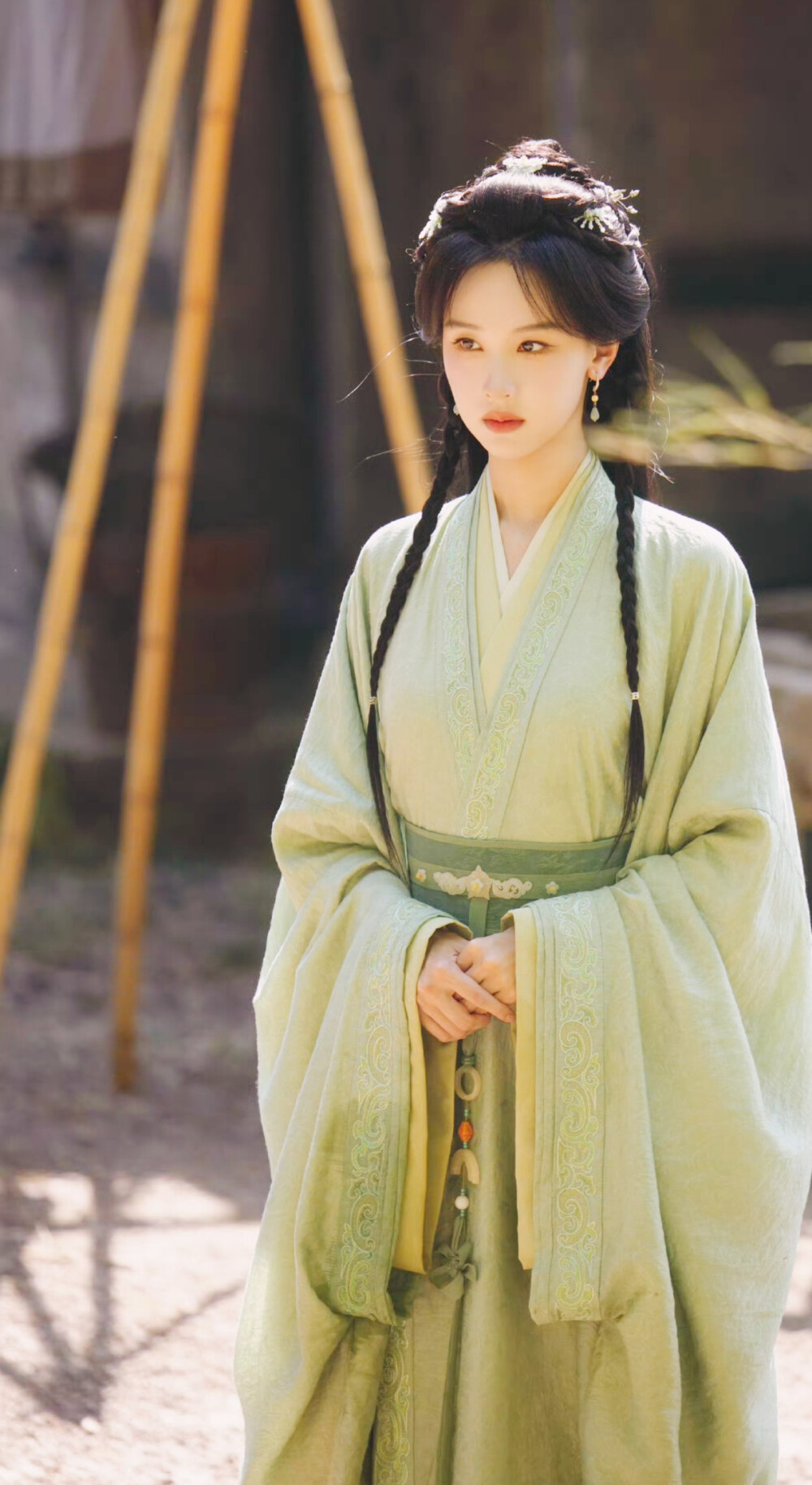陈都灵
