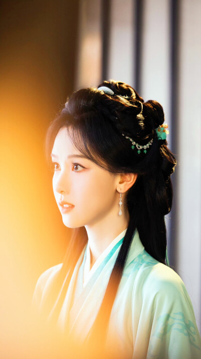 陈都灵