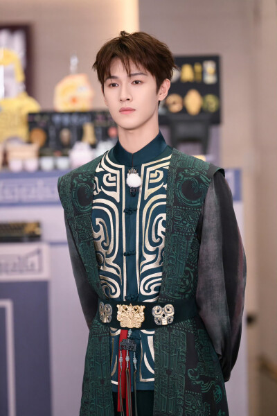 李昀锐