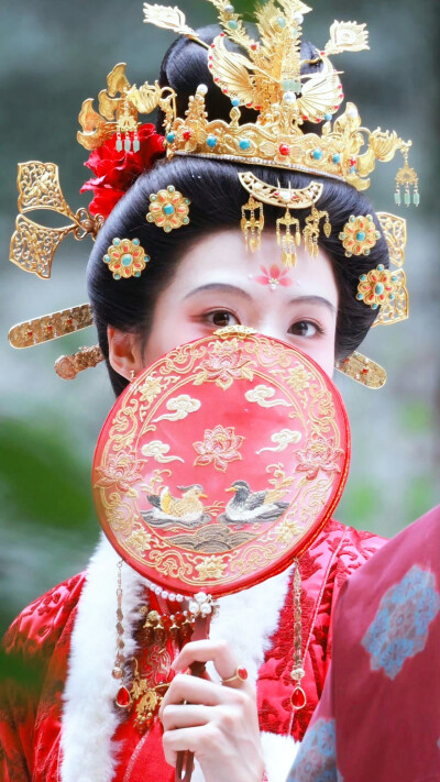 卢昱晓