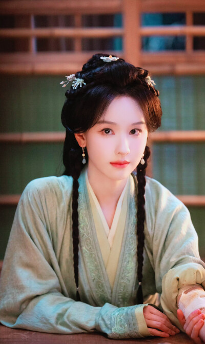 陈都灵